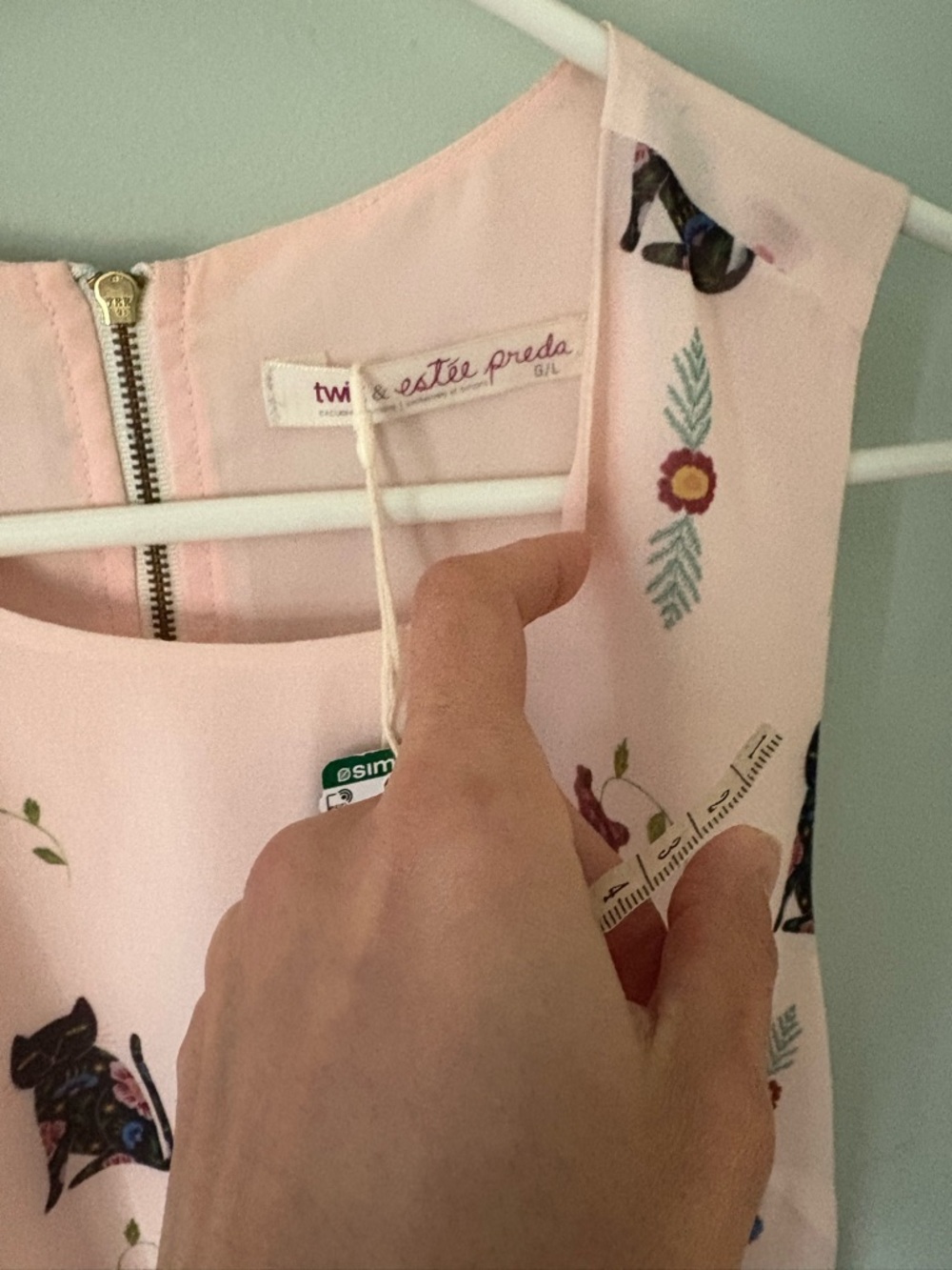 Simons Light Pink Shift Dress with Cat Print - Picture 2 of 5